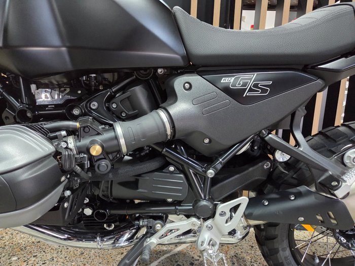 2026 BMW Motorrad R 12 G/S Black