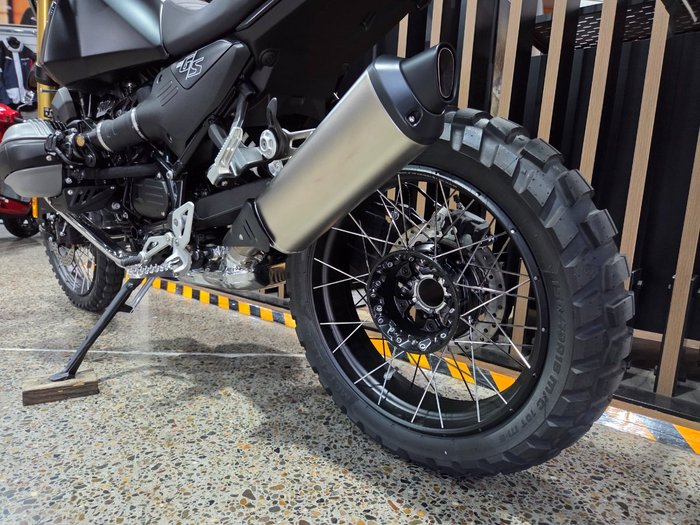 2026 BMW Motorrad R 12 G/S Black