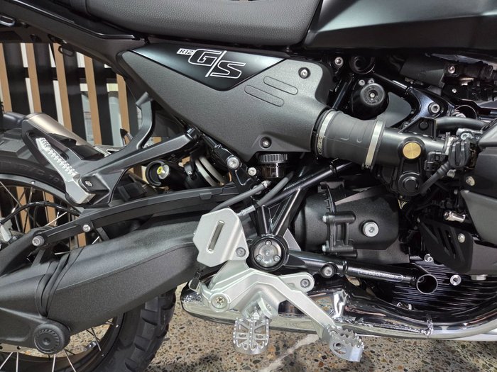 2026 BMW Motorrad R 12 G/S Black