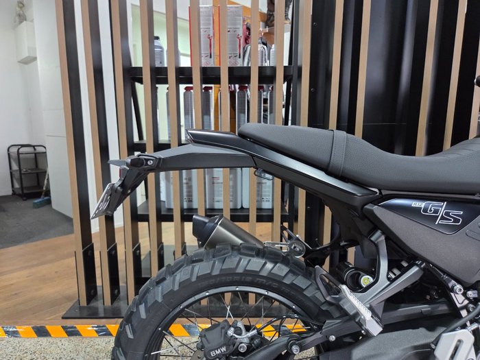 2026 BMW Motorrad R 12 G/S Black