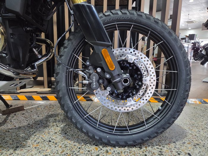 2026 BMW Motorrad R 12 G/S Black