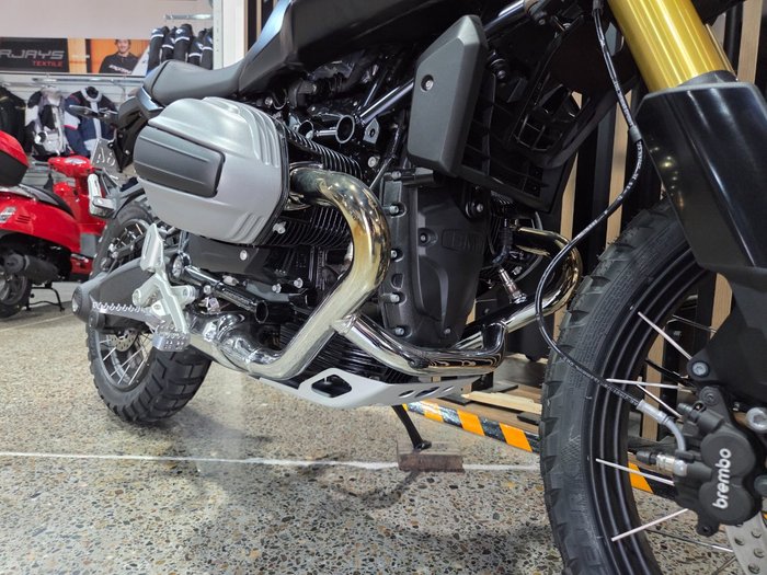 2026 BMW Motorrad R 12 G/S Black