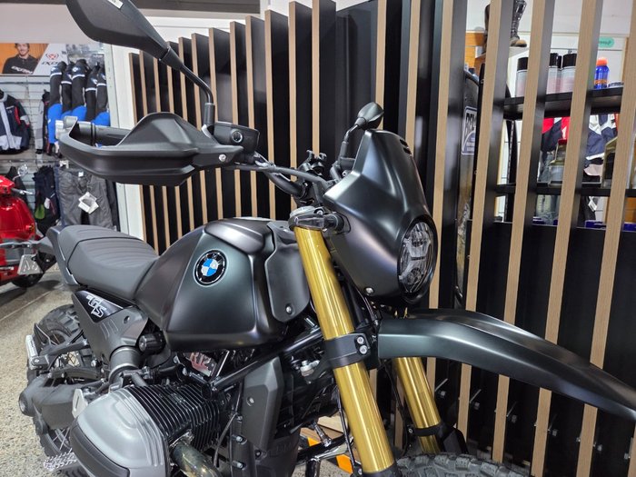 2026 BMW Motorrad R 12 G/S Black