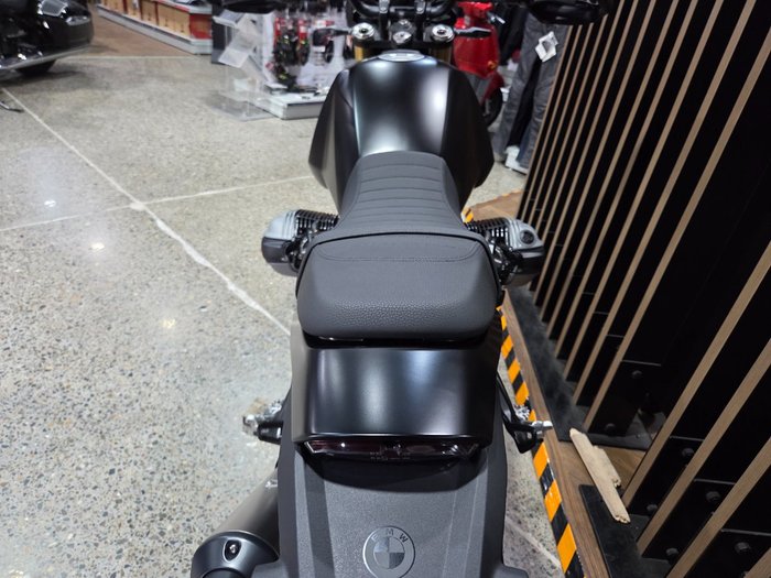2026 BMW Motorrad R 12 G/S Black