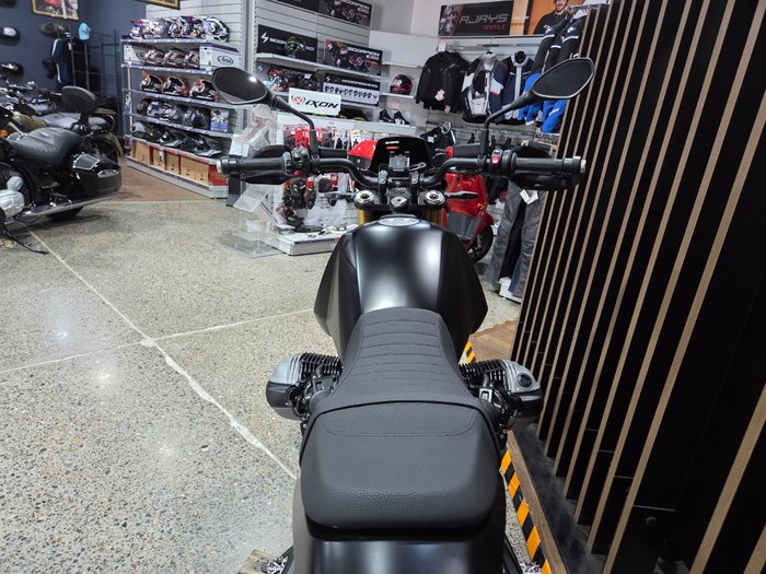 2026 BMW Motorrad R 12 G/S Black