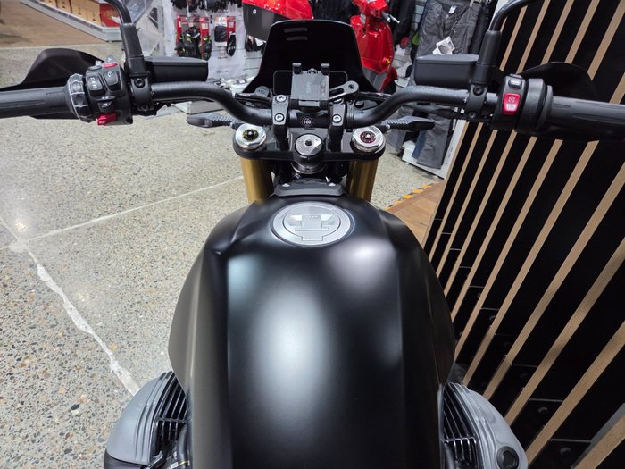 2026 BMW Motorrad R 12 G/S Black