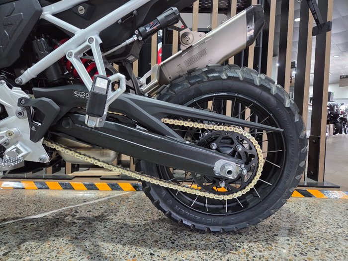 2026 BMW Motorrad F 900 GS ENDURO BLUE