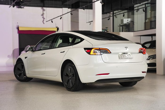2021 Tesla Model 3 Standard Range Plus