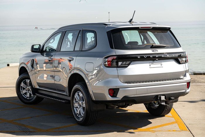 2025 Ford Everest Ambiente