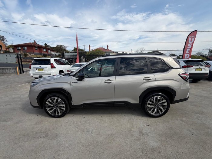 2026 Subaru Forester Hybrid Touring