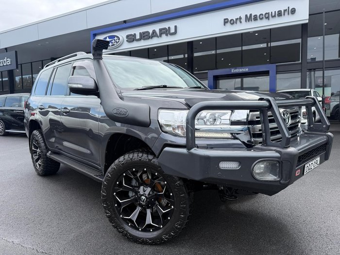 2017 Toyota Landcruiser