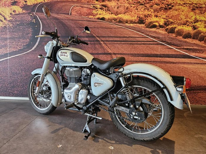 2023 Royal Enfield Classic 350 Halcyon Classic 350 Blue
