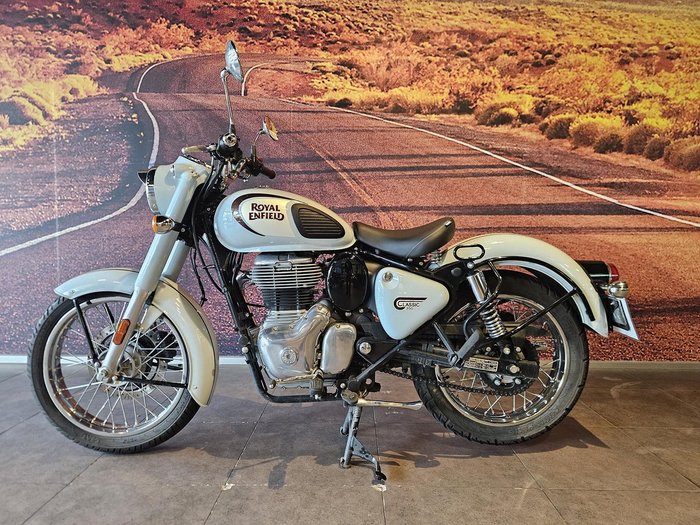 2023 Royal Enfield Classic 350 Halcyon Classic 350 Blue
