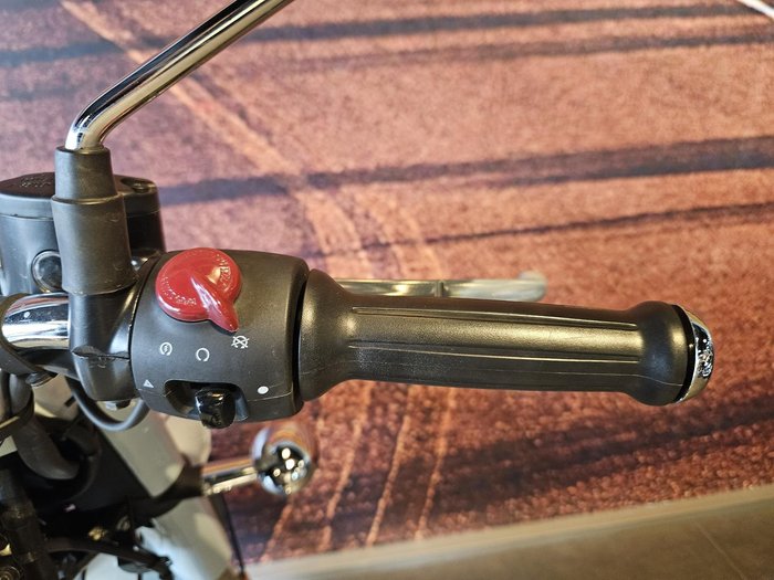 2023 Royal Enfield Classic 350 Halcyon Classic 350 Blue