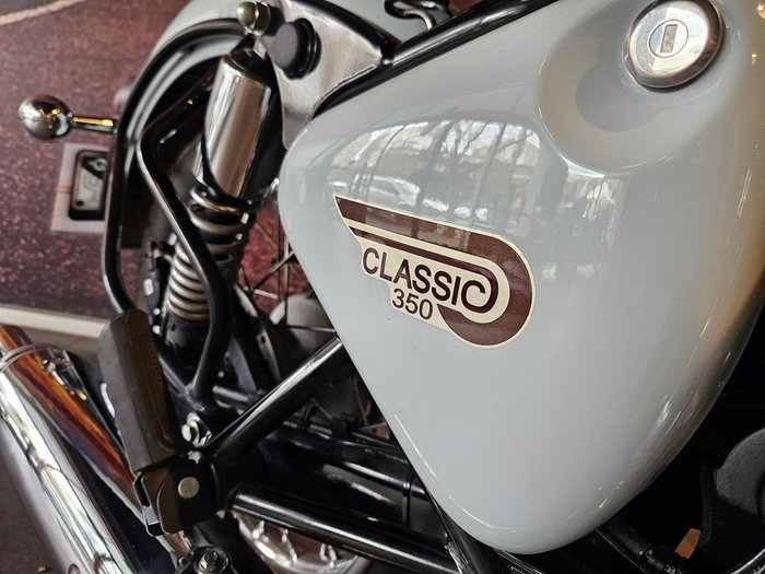 2023 Royal Enfield Classic 350 Halcyon Classic 350 Blue