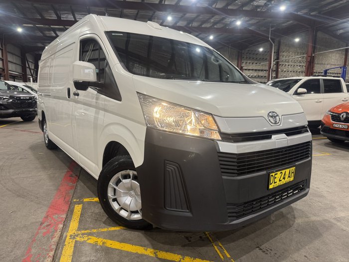 2022 Toyota Hiace