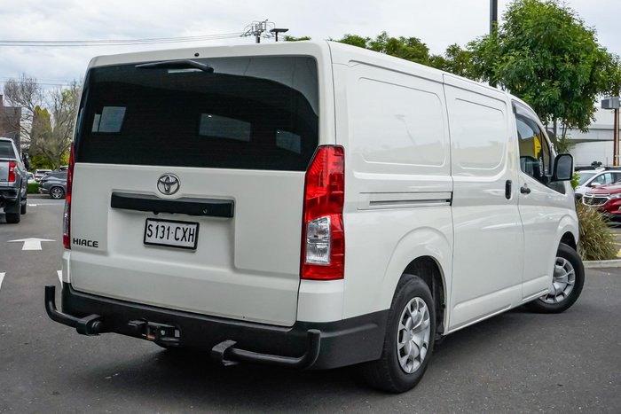 2022 Toyota Hiace