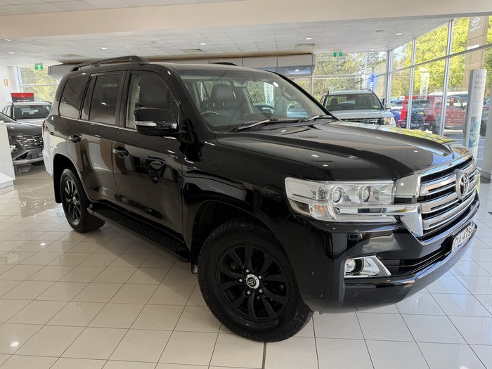 2020 Toyota Landcruiser