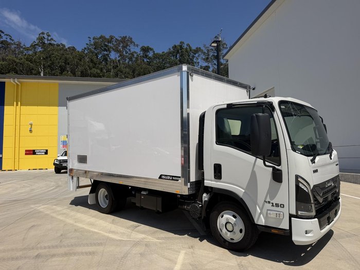 2026 Isuzu N Series NNR 45-150 DT D34 Vanpack