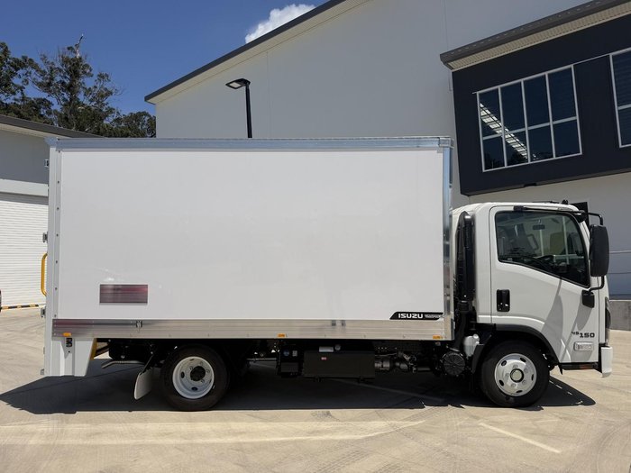 2026 Isuzu N Series NNR 45-150 DT D34 Vanpack