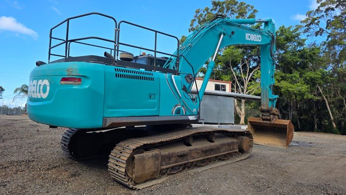 2021 Kobelco SK350LC 10