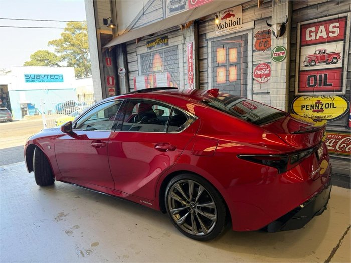 2021 Lexus IS
