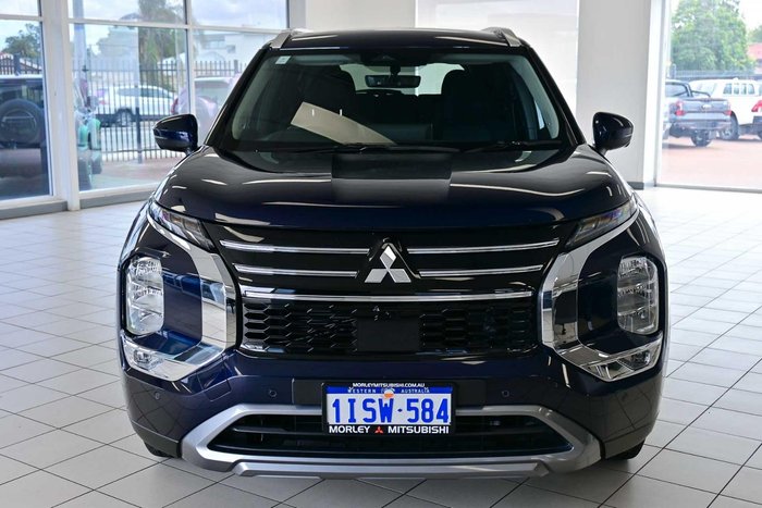 2025 Mitsubishi Outlander LS