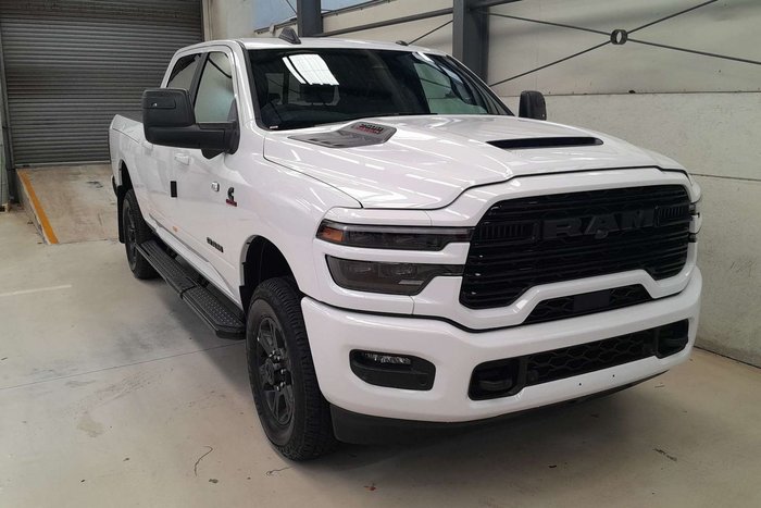 2026 RAM 2500 Laramie Rambox