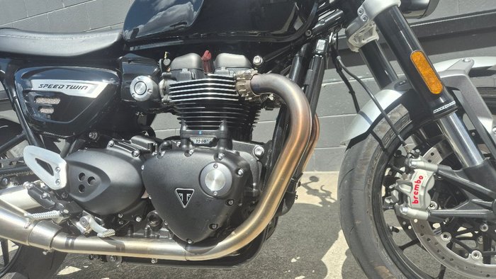 2023 Triumph BONNEVILLE SPEED TWIN 1200 BLACK