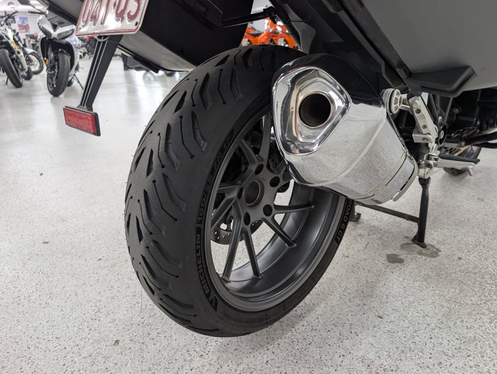 2018 BMW Motorrad R1200R SPORTS Black