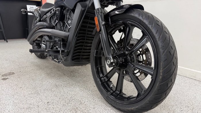 2022 INDIAN SCOUT ROGUE grey