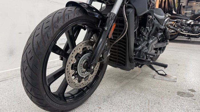 2022 INDIAN SCOUT ROGUE grey