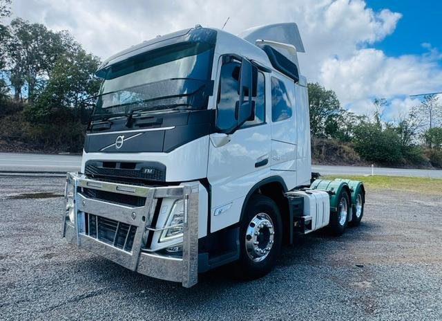 2022 Volvo Fm Series FM11