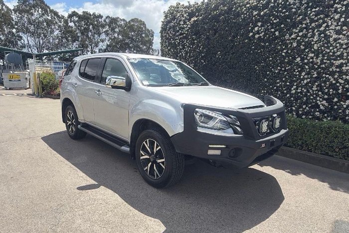 2020 Isuzu MU-X
