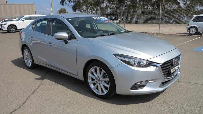 2018 Mazda 3 SP25