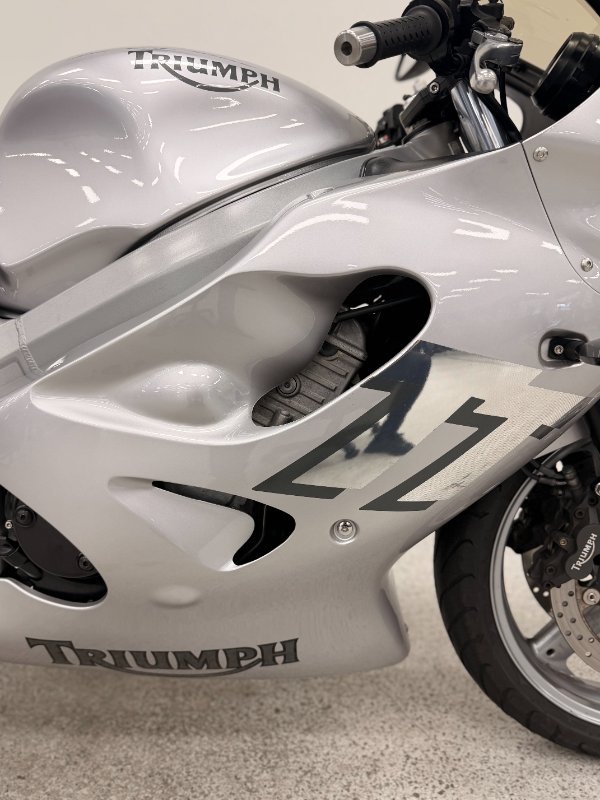 2003 Triumph TT600 Silver