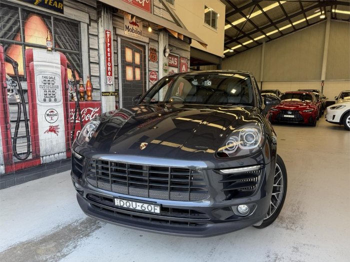 2017 Porsche Macan