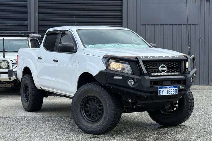2023 Nissan Navara