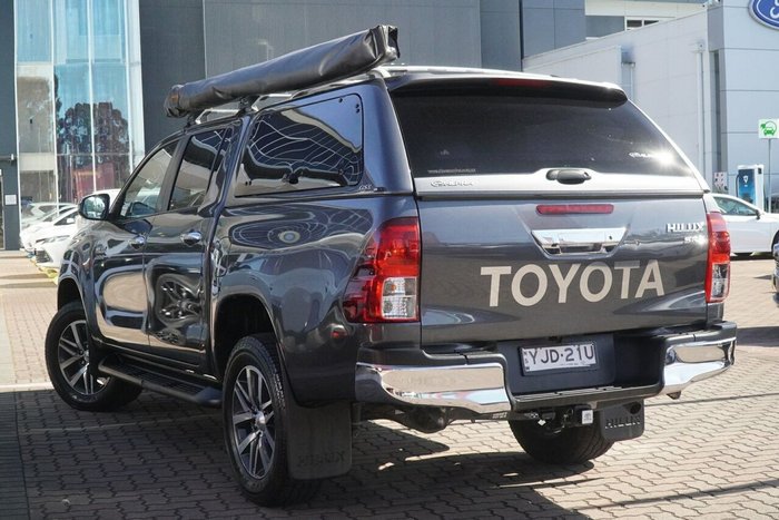 2019 Toyota Hilux SR5
