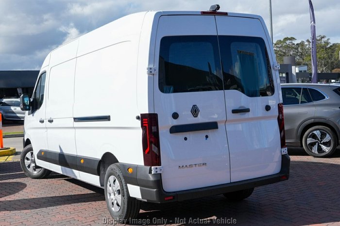 2026 Renault Master LWB MID-Roof (L3H2)