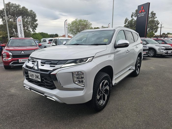 2024 Mitsubishi Pajero Sport GLS
