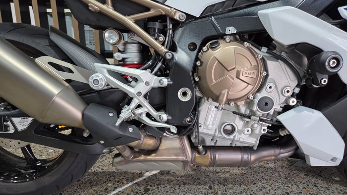 2021 BMW Motorrad S 1000 R M-SPORT PEARL WHITE METALLIC
