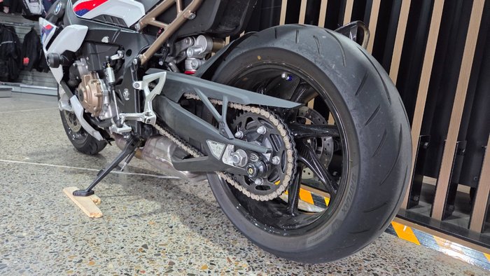2021 BMW Motorrad S 1000 R M-SPORT PEARL WHITE METALLIC