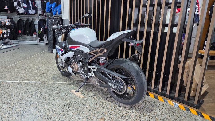 2021 BMW Motorrad S 1000 R M-SPORT PEARL WHITE METALLIC