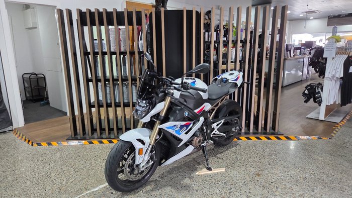 2021 BMW Motorrad S 1000 R M-SPORT PEARL WHITE METALLIC