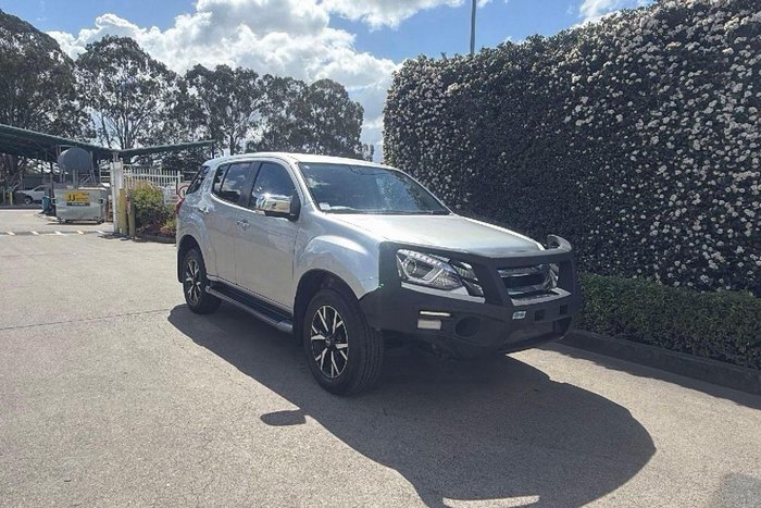 2020 Isuzu MU-X