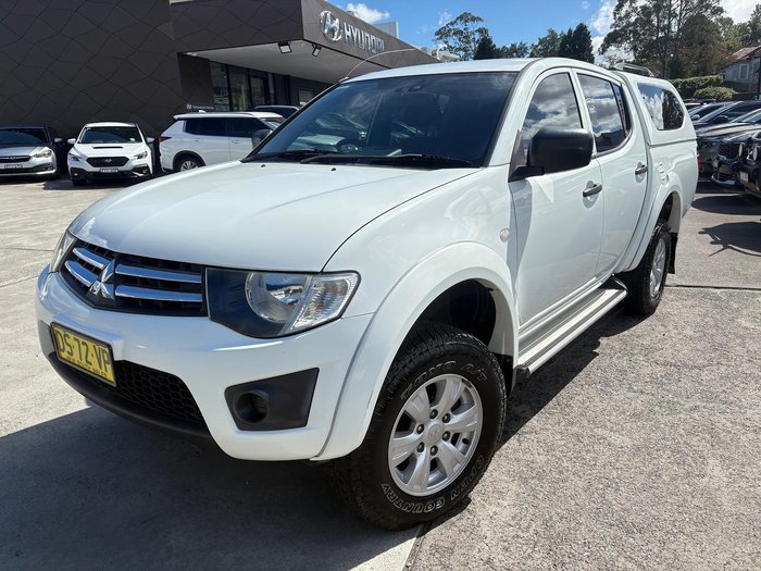 2012 Mitsubishi Triton