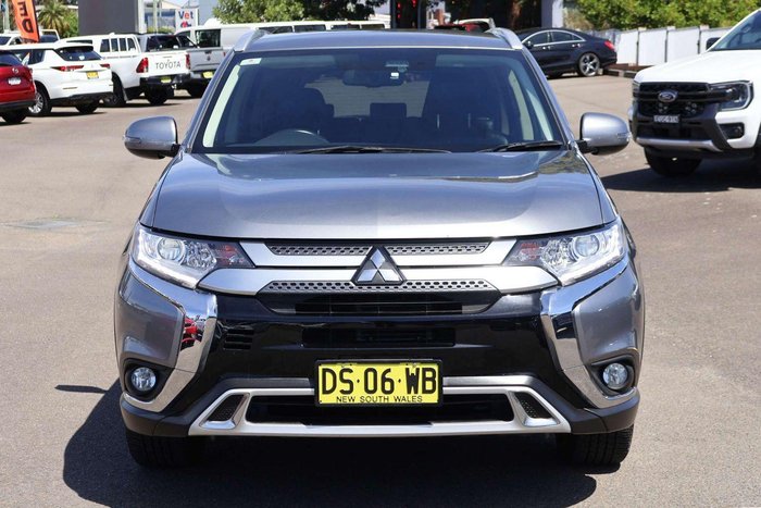 2020 Mitsubishi Outlander LS
