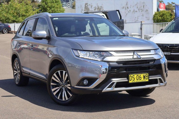 2020 Mitsubishi Outlander LS