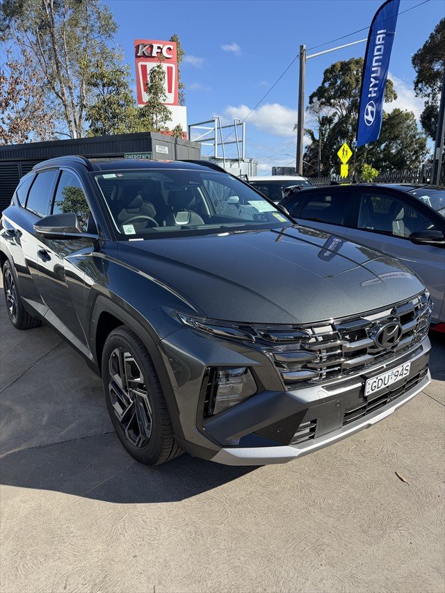 2026 Hyundai Tucson Hybrid Premium